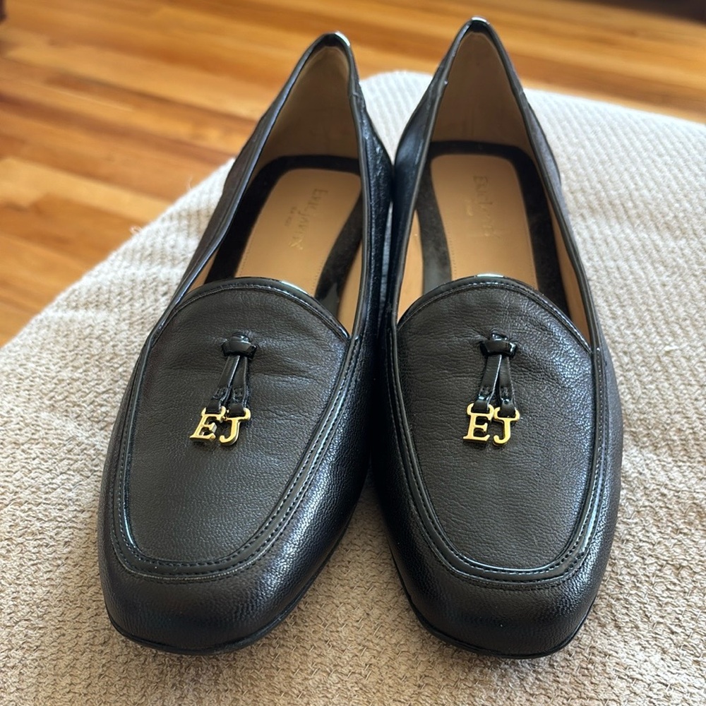 Eric Javits Comfy Black Leather Flats with Gold Detail - Never Worn - 11m - Picture 13 of 13